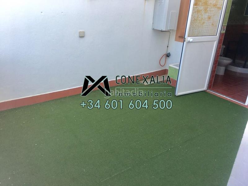 Foto b3ed4b69-1611-4388-b90d-ca87c73b8a8b. Casa en perú 28 casa con local en venta , 3 dormitorios. en Olvera