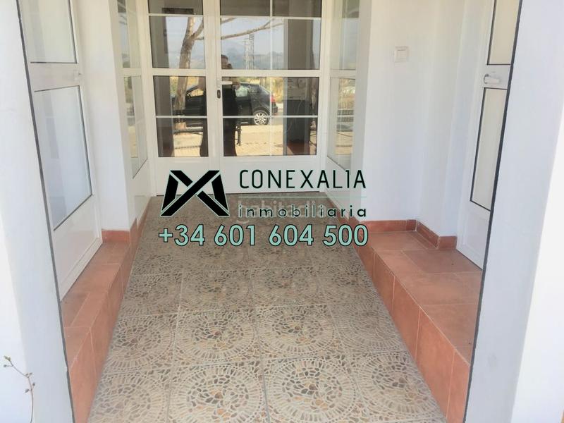 Foto d169ac65-6d9d-40e8-b465-8fbb84b91a4f. Casa en perú 28 casa con local en venta , 3 dormitorios. en Olvera