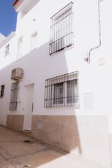Casa a Olvera. Casa en venta en conjunto histórico, 2 dormitorios.