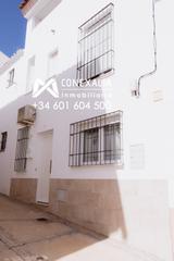 Casa a Olvera. Casa en venta en conjunto histórico, 2 dormitorios.