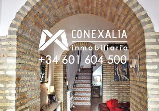 Casa a Olvera. Casa en venta en conjunto histórico, 3 dormitorios.