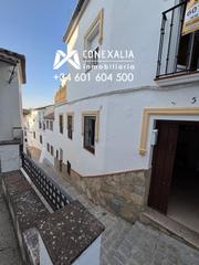 Casa a Setenil de las Bodegas. Casa en venta en setenil, 4 dormitorios.