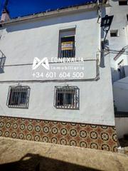 Maison à Setenil de las Bodegas. Casa en venta en setenil, 5 dormitorios.