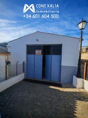 Nave industrial en Núcleo urbano. Nave industrial en venta en setenil.