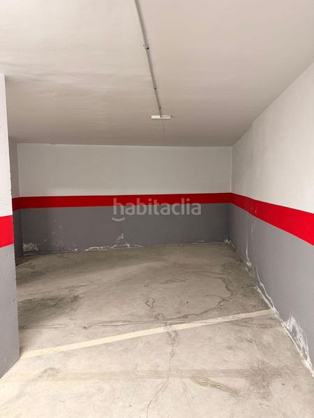 Foto 6b3be498-4ed0-4ee3-be98-079f95234943. Aparcament cotxe a Olvera
