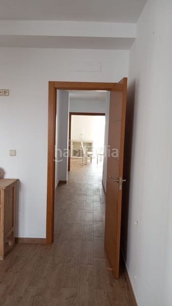 Foto c91c5002-fe91-460e-bd47-20f39a8f7235. Flat with heating in Olvera