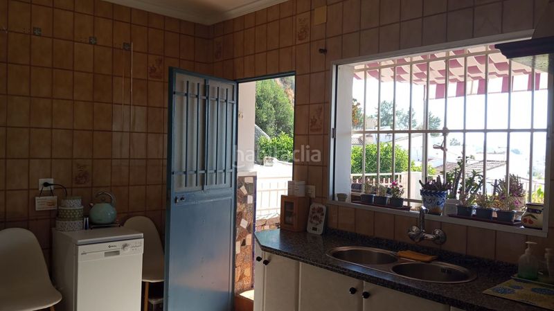 Foto 6a473f67-9e1a-47b7-b51b-849f4a0699d3. Casa amb aparcament a Olvera