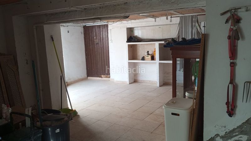 Foto f0d65645-e8ab-4351-9b09-0934c3f05441. Casa amb aparcament a Olvera