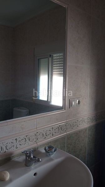 Foto f3f1df01-b284-489a-9101-2fd355bfcf56. Casa amb aparcament a Olvera