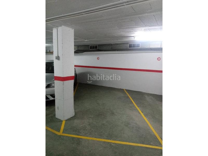 Foto a920c374-ce85-40b0-8252-ab57bb0e501f. Aparcament cotxe a massanet 57 a Centre Santa Coloma de Gramenet