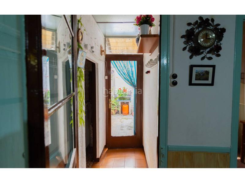 Foto bb66859e-9220-4b06-9912-97142bb1c1e5. Casa con riscaldamento parcheggio in La Casilla - Zona Industrial Mollet del Vallès