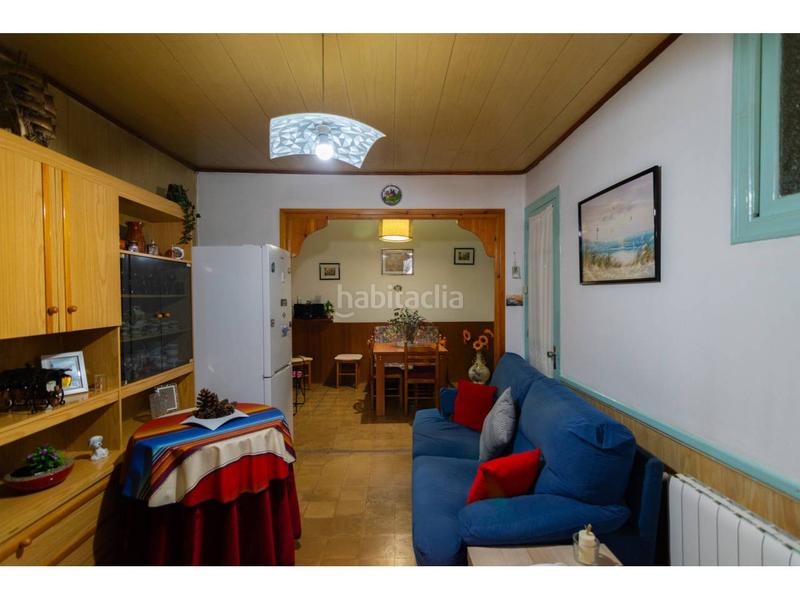 Foto f39751d3-f8ec-4a4d-9ce8-a1733c17a10e. Casa con riscaldamento parcheggio in La Casilla - Zona Industrial Mollet del Vallès