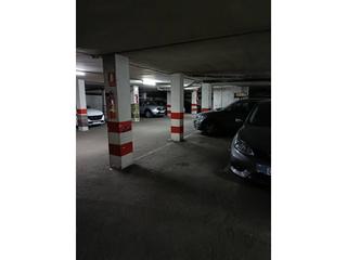 Aparcament cotxe  Lira. Garaje en venta en montornés del vallés