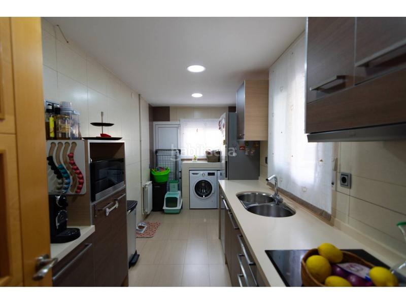 Foto 4e1feaa3-3fb1-4207-9c6f-5a04d03c69d9. Casa venta chalet pareado en castellar en Eixample - Can Bogunyà Castellar del Vallès