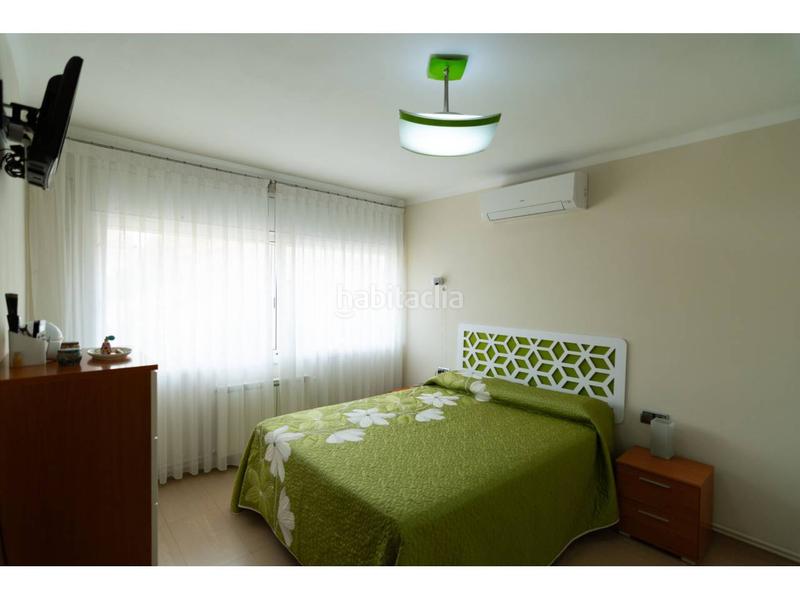 Foto 6e1362af-479b-4b6b-846f-8ac39771959a. Casa venta chalet pareado en castellar en Eixample - Can Bogunyà Castellar del Vallès