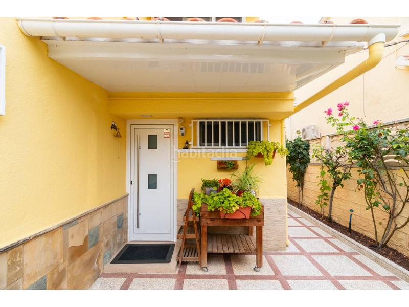 Foto b11f1515-d79e-44fb-8852-e5d51067fc30. Casa venta chalet pareado en castellar en Eixample - Can Bogunyà Castellar del Vallès