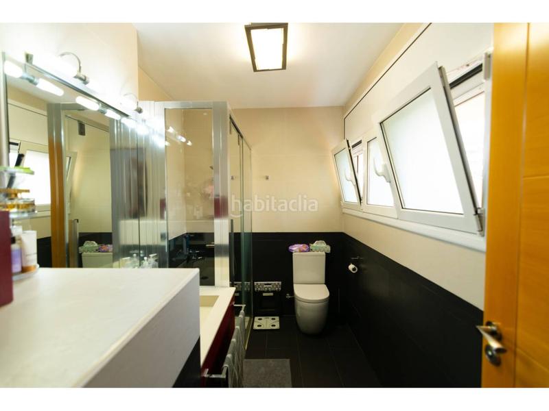 Foto f4e35ef9-7c8b-4934-96d1-97b02d4c1a7c. Casa venta chalet pareado en castellar en Eixample - Can Bogunyà Castellar del Vallès