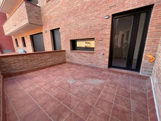Lloguer Pis  Calderó. Piso de alquiler en el centro