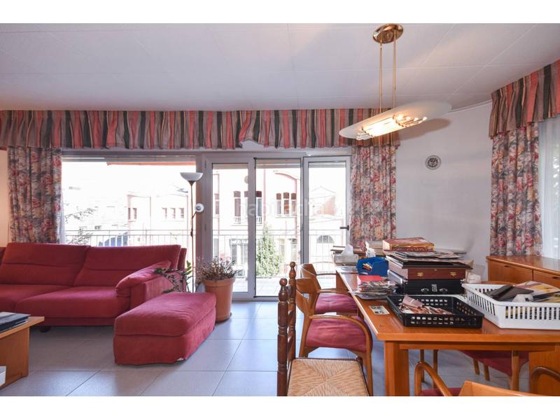 Foto 555c836c-47c4-4c73-88b7-dc4f29be1656. Pis a Estació de França Mollet del Vallès