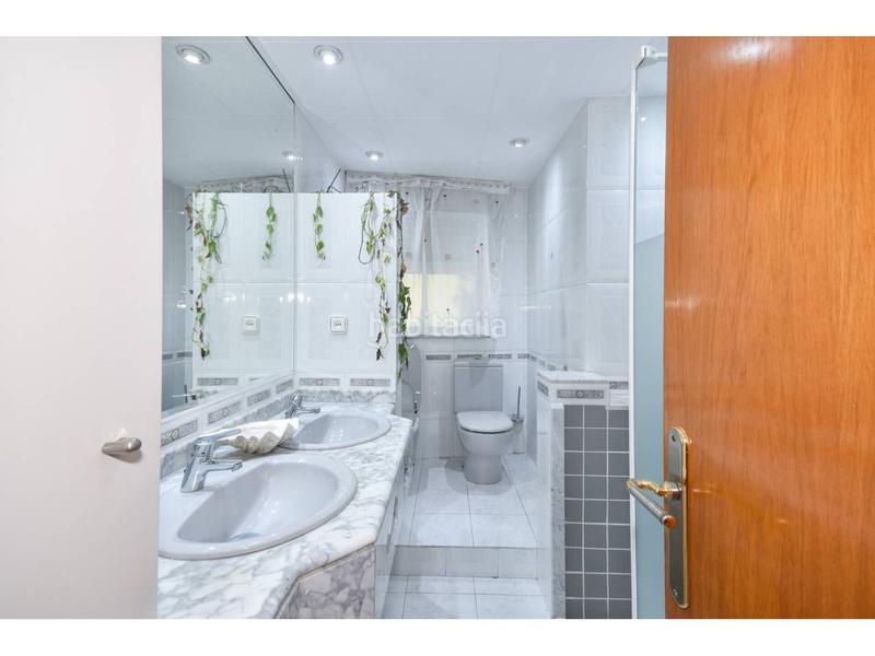 Foto f1420ffc-f874-47cd-9fa3-59696a8a2535. Pis a Estació de França Mollet del Vallès