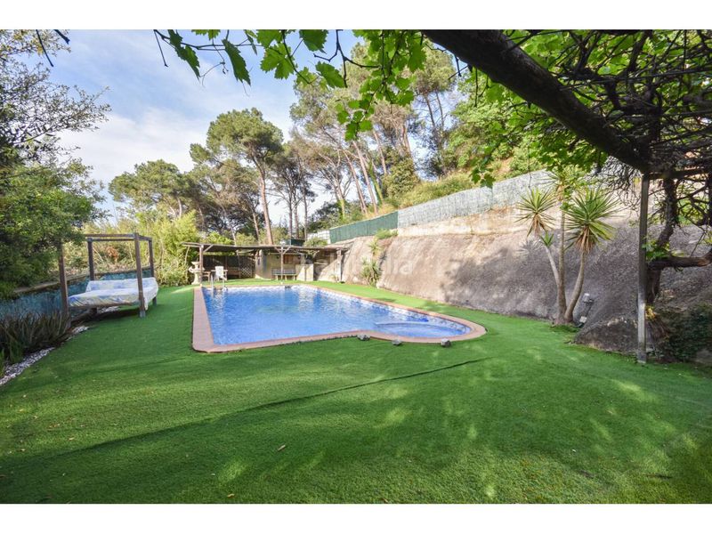 Foto 7c37bb75-942f-465c-b2e1-2c48bdae90cf. Casa amb aparcament piscina a Vilanova del Vallès