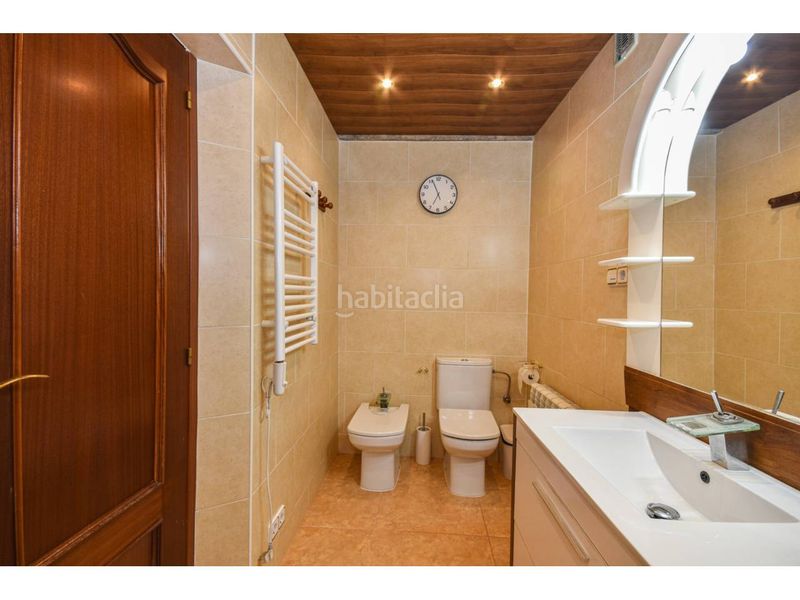 Foto d517132b-3277-44af-92c6-c55b0056f747. Casa amb aparcament piscina a Vilanova del Vallès