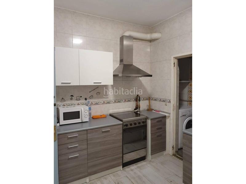 Foto 4c22f40c-6a44-43fa-bd34-1e89f5f3ff9a. Piso  en venta en avinguda parallel en Sant Antoni Barcelona