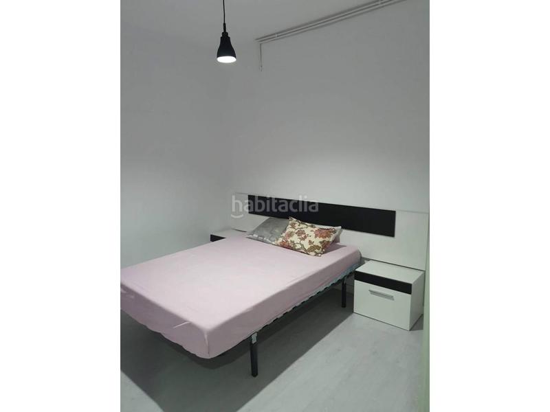 Foto 8fae3fb4-03e3-4b01-a72d-ba20ea69a492. Piso  en venta en avinguda parallel en Sant Antoni Barcelona