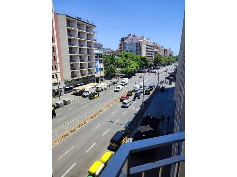 Foto fb9ece0b-c408-49b1-960b-e587fce0c0eb. Piso  en venta en avinguda parallel en Sant Antoni Barcelona