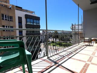 Pis  Reina. Piso en venta en cabañal, 3 dormitorios.