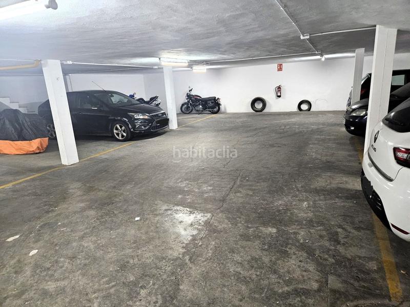 Foto 67bfb8d0-e502-48e0-8ce3-eea05fd17f49. Car parking in El Cabanyal-El Canyamelar Valencia