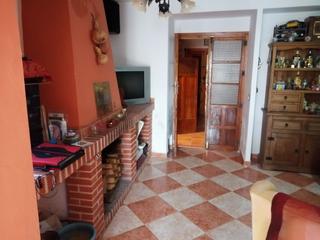 Casa a Valdepeñas de Jaén. Bonita casa de pueblo