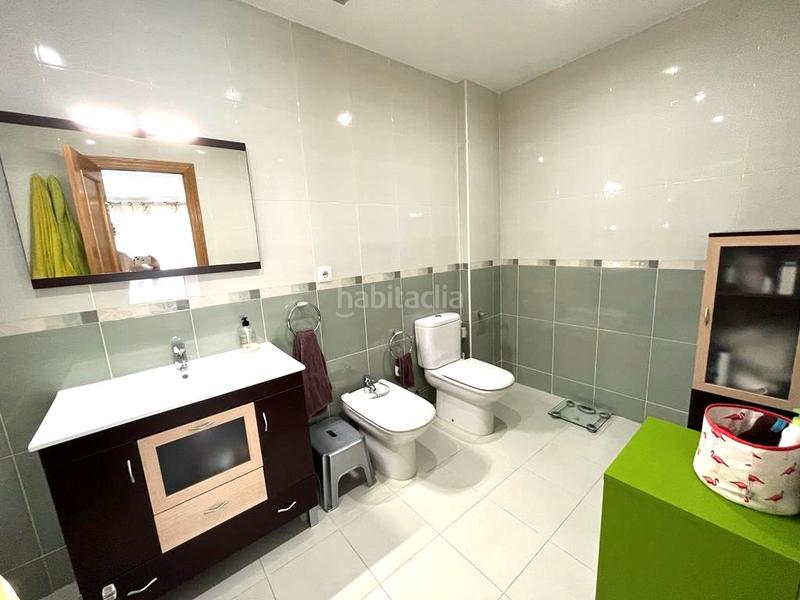 Foto 3d8c7a51-5271-493f-842f-b08550a4980e. Maison jumelée dans Onda