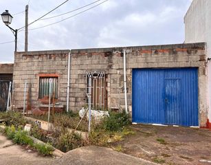 Terreny residencial a Onda. Se vende almacen junto a solar en c/ tosalet de onda