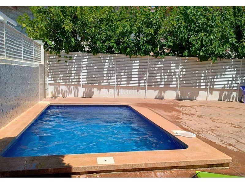 Foto fa389f9f-b913-4186-94f7-ad5abaee5298. Rent semi detached house with parking pool in Playa Morros de Gos Oropesa del Mar