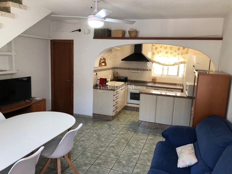 Foto c966c8ef-a200-4598-a373-92884714cd43. Rent semi detached house with parking in Playa Morros de Gos Oropesa del Mar