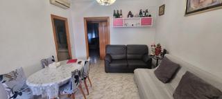 Casa adossada a Carrer de nria 32i. Finca con local, vivienda y buhardilla
