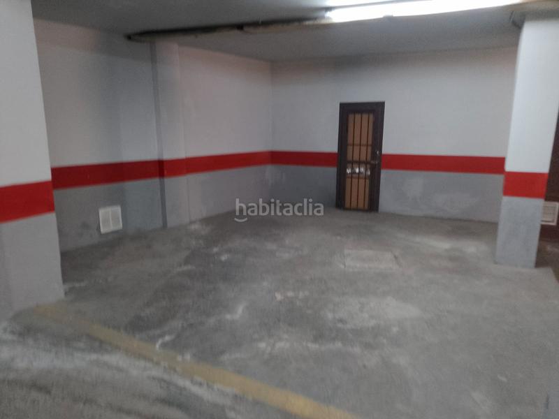 Foto e52cd1a1-389a-4b88-9fb8-1f2f6064834a. Rent car parking in carrer d'orió 38 in Llefià Badalona