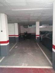 Aparcament cotxe a Carrer de don pelayo 22. Aparcamiento doble