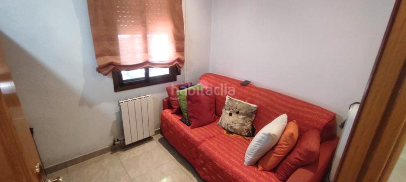 Foto 9a5b1ad8-2f83-46e7-a207-d49b983be450. Appartamento con riscaldamento in Riu Sud Santa Coloma de Gramenet