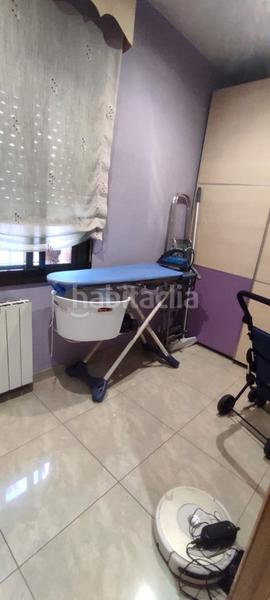 Foto a1f9c276-f025-48aa-94a7-b1372871fae8. Appartamento con riscaldamento in Riu Sud Santa Coloma de Gramenet