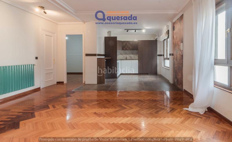 Foto 01bcd9ca-d88d-46a1-8fa4-8d49a047fb5e. Appartement dans plaza de alfonso x el sabio 12 dans Lena