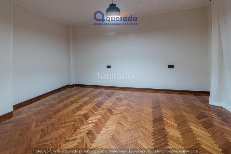 Foto 103db770-20a9-4b6d-9172-9b436703b16c. Appartement dans plaza de alfonso x el sabio 12 dans Lena