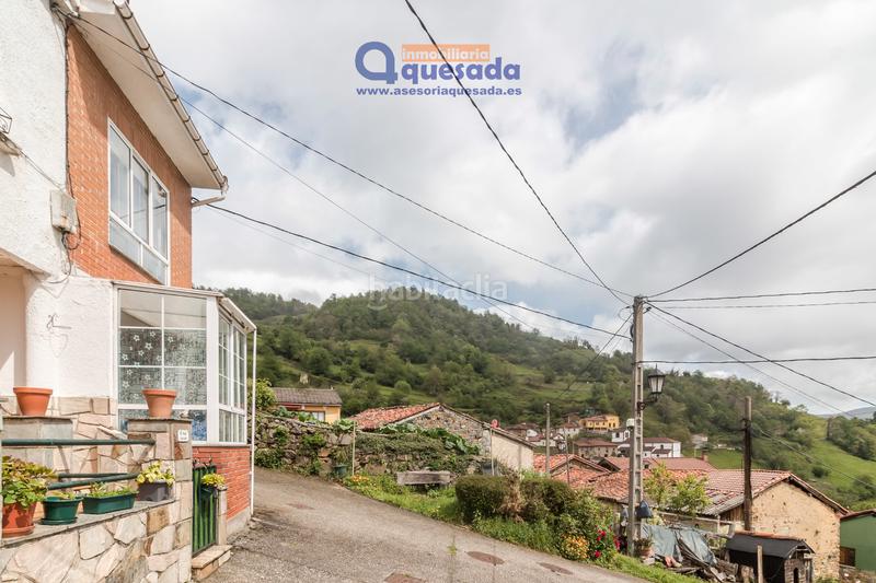 Foto 9c083796-fb94-4110-8a89-413191badfdf. Casa aparellada a lugar xomezana riba 36 a Lena