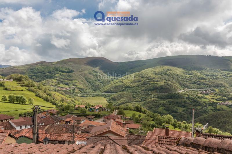 Foto e4ff72a1-db2f-4e2c-a1a9-e38d05688947. Casa aparellada a lugar xomezana riba 36 a Lena