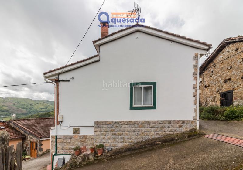 Foto f2de7641-7987-4c79-a1e0-6a8fb39f4451. Casa aparellada a lugar xomezana riba 36 a Lena