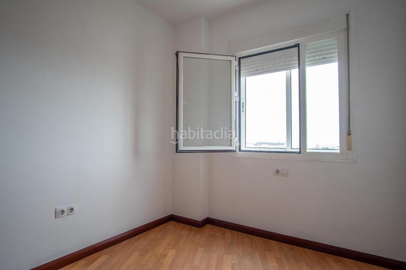 Foto 0d8a2e43-7df5-4270-8da0-fa9930813594. Piso amplia vivienda en Cobreros Viejo en Cobreros Viejo San Fernando