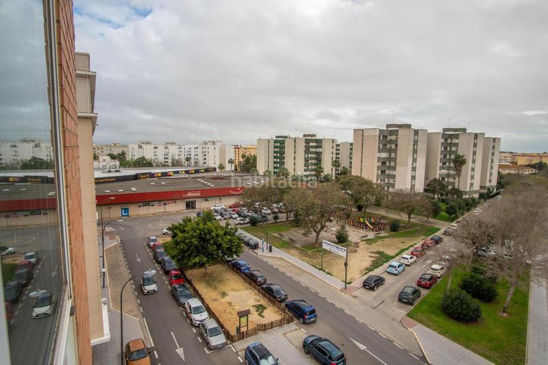 Foto 1c4c1e6d-c661-49ee-b4d7-fea9af3340c9. Piso amplia vivienda en Cobreros Viejo en Cobreros Viejo San Fernando