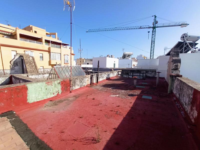 Foto d6fe87ca-b062-4d6c-9762-44e9cb4a3d25. Haus in El Cristo - Cayetano Roldán San Fernando