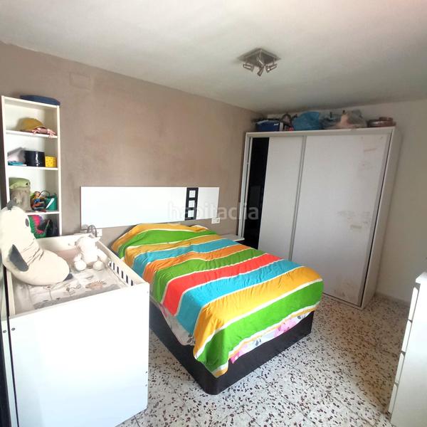 Foto fc7e0aa2-3f64-4f38-b253-543172d4994f. Piso  con terraza cerca del mercado en La Caleta - La Viña Cádiz
